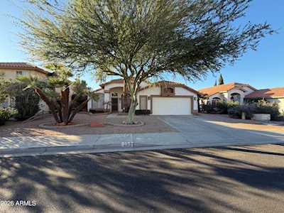 Property at 473 W SMOKE TREE RD Gilbert AZ 85233