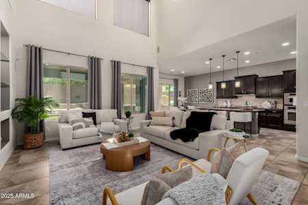 1630 W BLAYLOCK DR Phoenix AZ 85085 Property