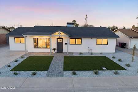 8520 E HIGHLAND AVE Scottsdale AZ 85251 Property