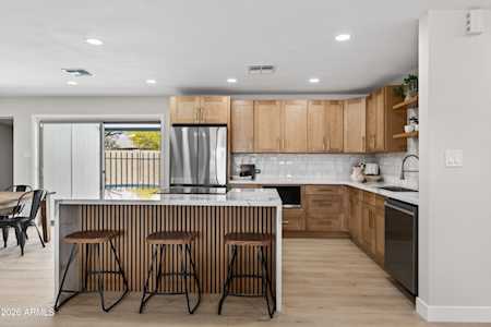 6932 E LATHAM ST Scottsdale AZ 85257 Property