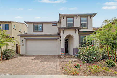 9015 W OREGON AVE Glendale AZ 85305 Property