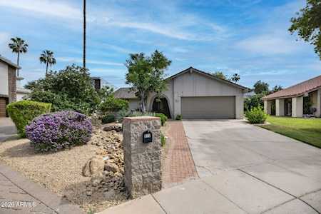 Property at 975 E LOBSTER TRAP LN Tempe AZ 85283