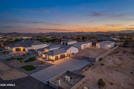 10136 W HATFIELD RD Peoria AZ 85383 Property
