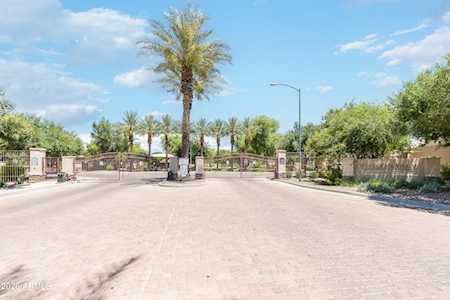 7264 W CACTUS WREN DR Glendale AZ 85303 Property