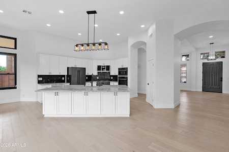 5559 E SHEENA DR Scottsdale AZ 85254 Property