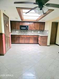 9337 W SAN MIGUEL AVE Glendale AZ 85305 Property