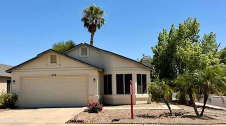 8877 W MORNINGSIDE DR Peoria AZ 85382 Property