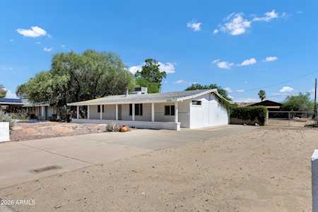 3235 E SUNNYSIDE LN Phoenix AZ 85032 Property