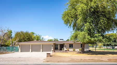 8018 W ACOMA DR Peoria AZ 85381 Property