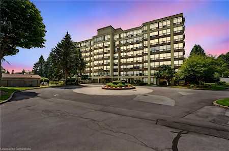 5100 Dorchester Road #704 Niagara Falls, ON L2E 7H4