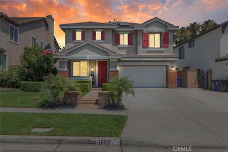 6031 Medinah St Fontana,  CA 92336