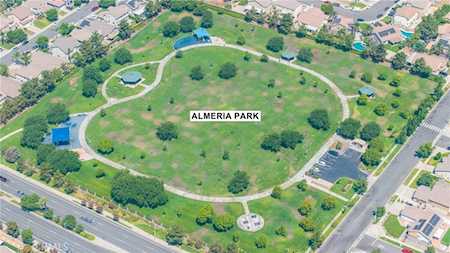 15858 Montgomery Dr Fontana,  CA 92336