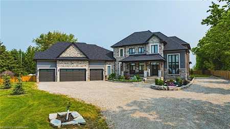 8378 Chippewa Road Mount Hope, ON L0R 1W0