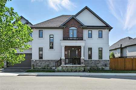 4297 East Avenue #22 Beamsville, ON L3J 0R2