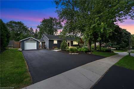 136 Mohawk Road Ancaster, ON L9G 2W9