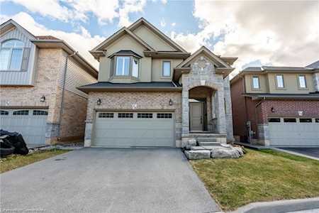 270 Main Street W #16 Grimsby, ON L3M 0B3