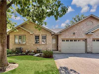 35 Stratford Terrace #35 Brantford, ON N3T 6R8