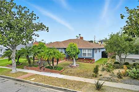 2709 W 109th St Inglewood,  CA 90303