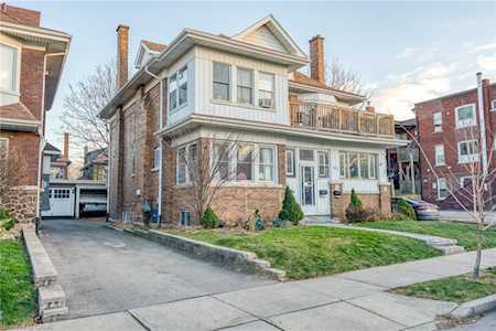 93 Barnesdale Boulevard Hamilton, ON L8M 2V5