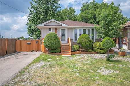 676 Upper Wentworth Street Hamilton, ON L9A 4V5