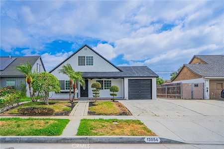 13854 Adoree St La Mirada,  CA 90638