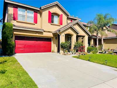 7454 Longstreet Ln Fontana,  CA 92336