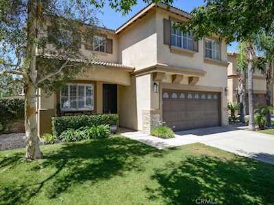 5764 Ventana Dr Fontana,  CA 92336