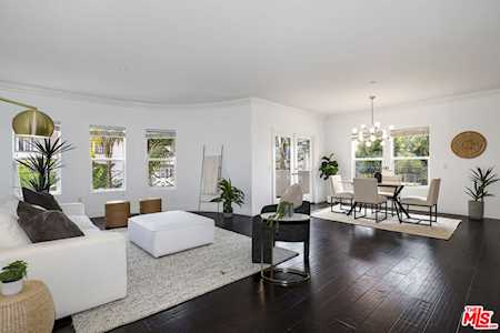 1862 S Bentley Ave #202 Los Angeles,  CA 90025