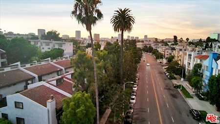 1925 S Beverly Glen Blvd #30 Los Angeles,  CA 90025