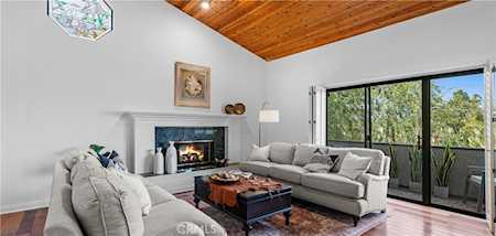 2441 Lyric Ave Los Angeles,  CA 90027