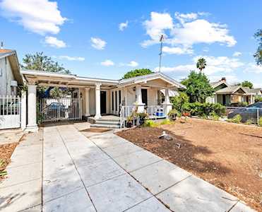 3367 La Clede Ave Los Angeles,  CA 90039
