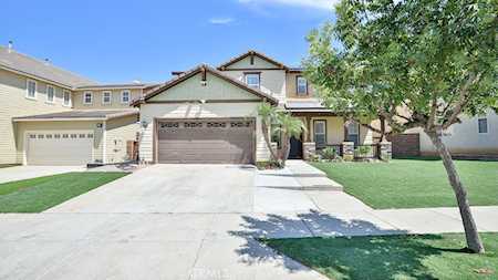 11068 Sweetgum St Corona,  CA 92883