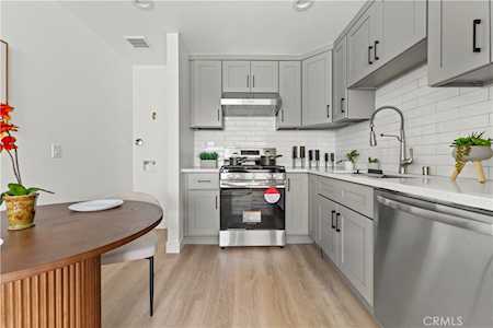 600 S Brookhurst Rd Fullerton,  CA 92833