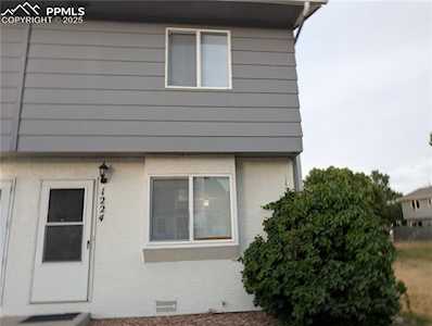 1224 Soaring Eagle Drive Colorado Springs, CO 80915