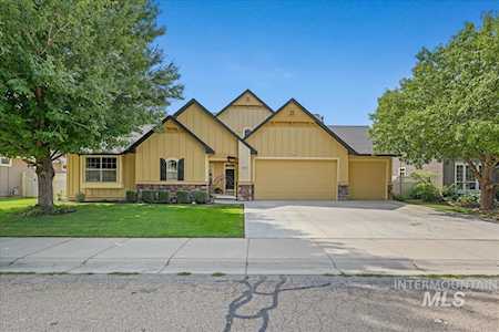 その他 Terrain - Houses Connected by a Bridge Terrain - Houses
