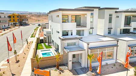 5273 S Blue Pearl Aly St George, UT 84790