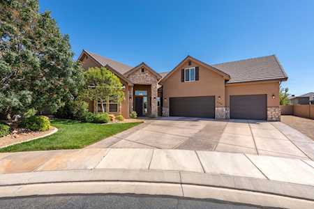 2546 E 3000 S CIR St George, UT 84790