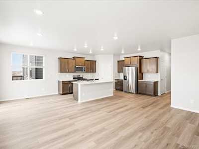 1947 S Coolidge Way Aurora, CO 80018