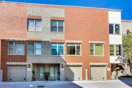 60642 Real Estate Chicago - 60642 Homes & Condos