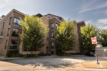CHII⭐︎ 60642 Real Estate Chicago - 60642 Homes & Condos