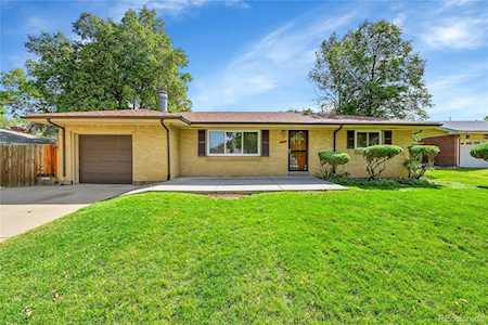 338 Kingston St Aurora, CO 80010