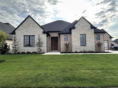 3108 Gold Finch Dr Edmond, OK 73012