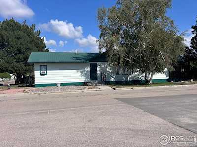 114 Linden Dr Log Lane Village, CO 80705