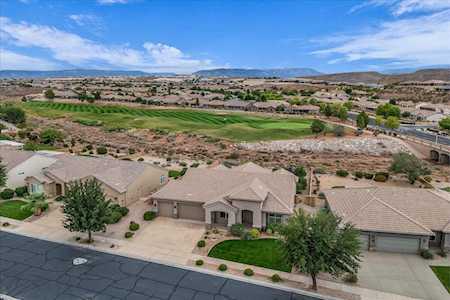 1915 Sunstar DR St George, UT 84790