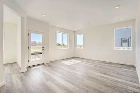 1236 S Algonquian St Aurora, CO 80018