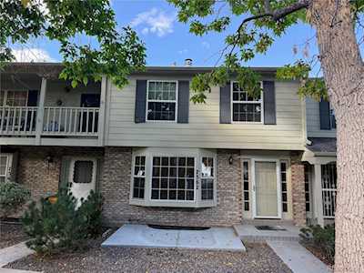 7562 S Cove Circle Centennial, CO 80122