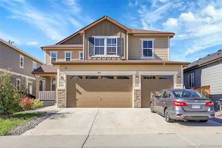 951 N Vandriver Way Aurora, CO 80018
