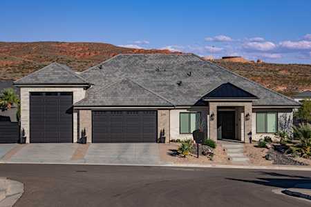 2204 N Fairway Washington, UT 84780