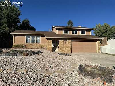6655 Lange Circle Colorado Springs, CO 80918
