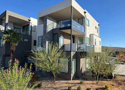 723 W Sapphire LN St George, UT 84790